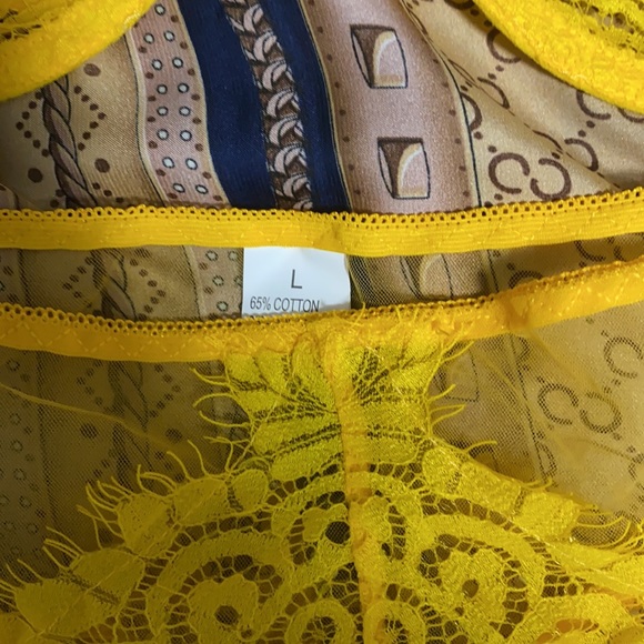 Yellow lingerie set - Picture 3 of 4